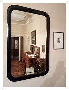 Large wall mirror in the 1920s, with black wooden frame dimensions 73x114 cm