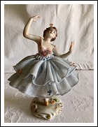 Ballerina in porcellana Capodimonte