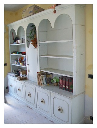 Grande libreria degli anni 70, a giorno.  240 h x 284 l x 46 p parte sotto. 