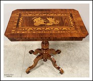 Antico Tavolino in noce intarsiato - Italia XIX secolo Tarsia Rolo
