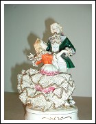 Due statuine antica porcellana tedesca 800