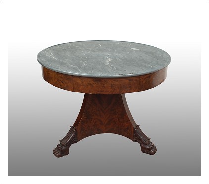 Tavolino antico con piede centrale in piuma di mogano e piano in marmo grigio bardiglio periodo XIX 
