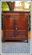 Armadio antico lombardo pannellato in noce dell’800