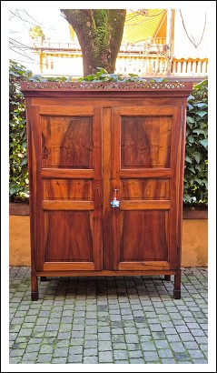 Armadio credenza antico Impero emiliano in noce
