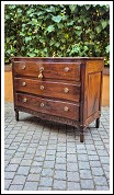 Com&ograve; cassettone mosso antico emiliano del &rsquo;700